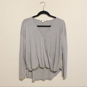 Francesca’s Women’s Gray Top